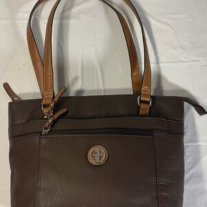 Giani Bernini Brown Bag!